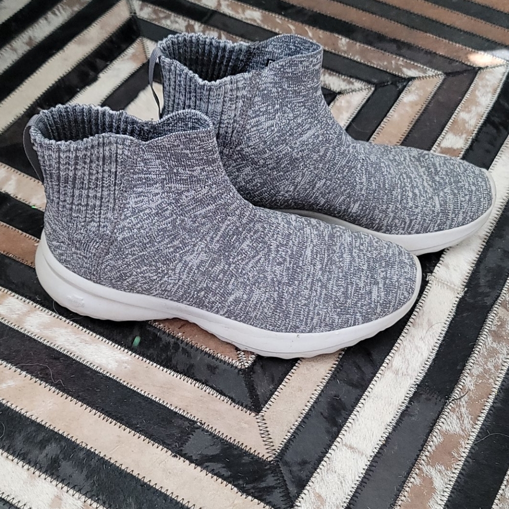 Sketchers GOGA Max